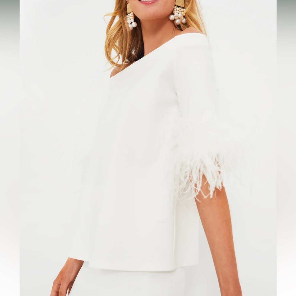 White Feather Miranda Off The Shoulder Blouse - Picture 3 of 11